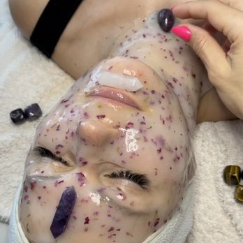 Fluorescent Skin - Estheticians Near Me - North Hollywood , California