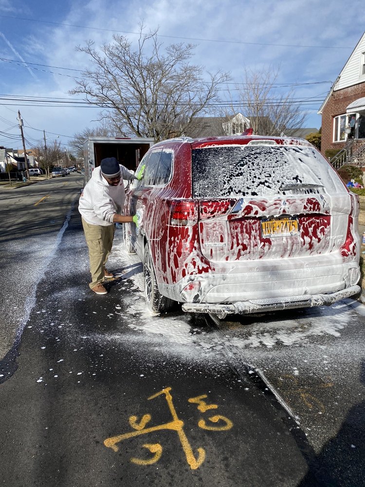 SPEEDWIPE Updated June 2024 18 Photos 603 Main St, Westbury, New