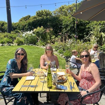 Folktale Winery - Patio seating - Wineries Near Me - Carmel, California