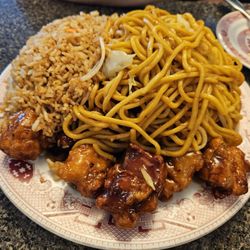 Treasure Dragon - General Tso lunch combo with fried rice
