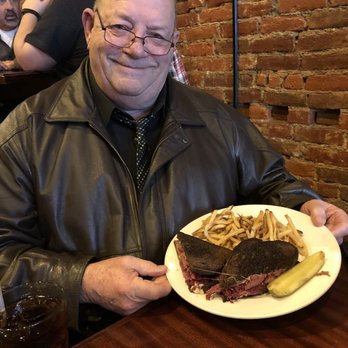 Blackthorn Pub - Pubs Near Me - Holly, Michigan