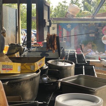 Kiosko El Boricua - Outdoor kitchen - Food Stands Near Me - Piñones, Puerto Rico Kiosko El Boricua - Outdoor kitchen - Food Stands Near Me - Piñones, Puerto Rico