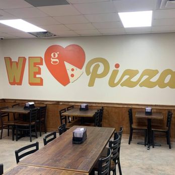 Mr Gatti's Pizza - a restaurant with tables and chairs - Pizza Near Me - Sulphur, Louisiana Mr Gatti's Pizza - a restaurant with tables and chairs - Pizza Near Me - Sulphur, Louisiana