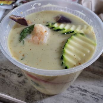 Sawasdee Thai Restaurant - Green curry with shrimp - Thai Near Me - Sparks, Nevada