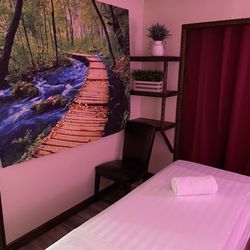 M&C Day Spa - Massage room