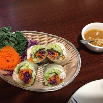 Sa Bai Thai Cuisine - Fresh rolls with chicken - Thai Near Me - Portland, Oregon Sa Bai Thai Cuisine - Fresh rolls with chicken - Thai Near Me - Portland, Oregon