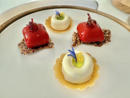 Restaurant L'Assiette Champenoise by null