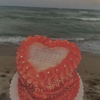 HI Angeltreats - burnaway cake, 6in 2layer - Cupcakes Near Me - Honolulu, Hawaii HI Angeltreats - burnaway cake, 6in 2layer - Cupcakes Near Me - Honolulu, Hawaii