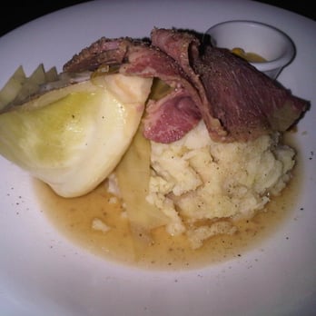 Fionn MacCool's Irish Pub - Corned Beef & Cabbage (back view) - Irish Near Me - Ajax, Ontario