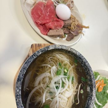 Pho Viet - Stone bowl pho - Vietnamese Near Me - West Des Moines, Iowa Pho Viet - Stone bowl pho - Vietnamese Near Me - West Des Moines, Iowa