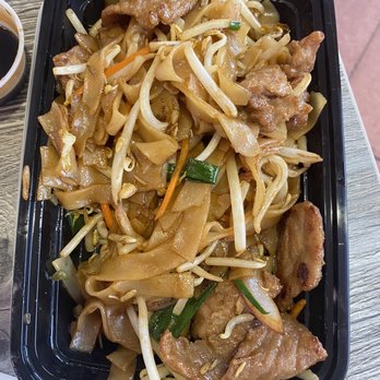 China Bros - Beef Chow Fun- the best I've ever had! - Chinese Near Me - San Clemente, California