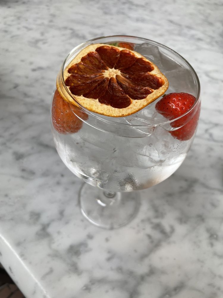 GIN AND TONIC BAR 25 Photos Bellamyplein 51, Amsterdam, Noord