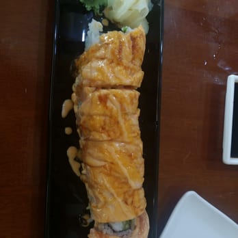 Daru Sushi - Bake salmon roll - Sushi Bars Near Me - Bellflower, California