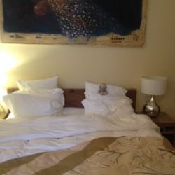 The Kinmel Arms - Only 4 rooms - Grace is my favorite!