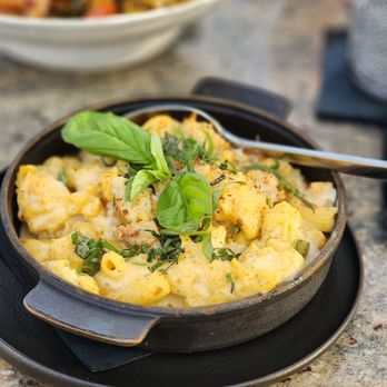GRANVILLE - Uptown Mac and cheese, yum! - New American Near Me - Pasadena, California GRANVILLE - Uptown Mac and cheese, yum! - New American Near Me - Pasadena, California