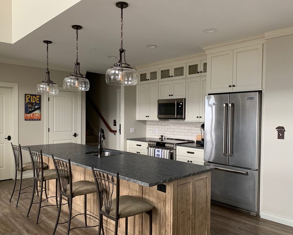 KITCHENS OF VERMONT Updated August 2024 44 Photos 1011 Depot St, Manchester, Vermont