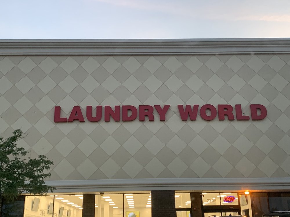 LAUNDRY WORLD Updated July 2024 2206 Bloomingdale Rd, Glendale