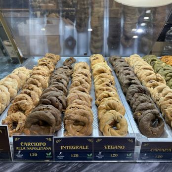 Taralleria Napoletana - Taralli are baked dough snacks made of flour, olive oil or lard, white wine and savory/sweet seasonings - Wine Bars Near Me - Naples, NA