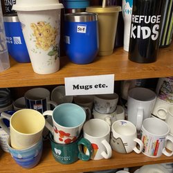 Hospice Foundation & VNA Thrift Store - Mugs etc.
