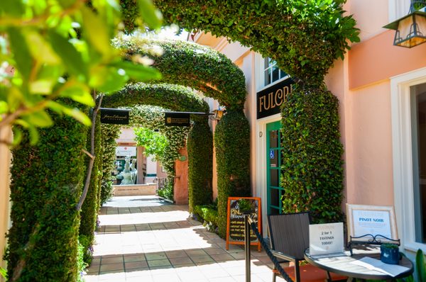 Fulcrum Wines by null