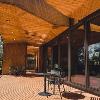 Sokol Blosser Winery - Outdoor Seating - Wineries Near Me - Dayton, Oregon