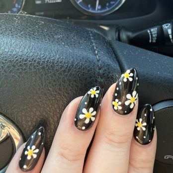 Zen Nail Bar - The worst set of nails ever - Waxing Near Me - Riverside, California Zen Nail Bar - The worst set of nails ever - Waxing Near Me - Riverside, California