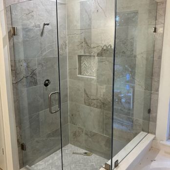 Valor Windows & Glass - Shower glass - Glass & Mirrors Near Me - Decatur, Texas Valor Windows & Glass - Shower glass - Glass & Mirrors Near Me - Decatur, Texas