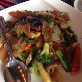 Spicy Shallot 2 - Flat noodles - Thai Near Me - Mamaroneck, New York Spicy Shallot 2 - Flat noodles - Thai Near Me - Mamaroneck, New York