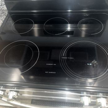 Appliance Med - Cracked glass stove top - Appliances & Repair Near Me - San Antonio, Texas