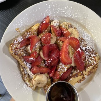 Papas and Eggs - Brioche French Toast Plate Special - Breakfast & Brunch Near Me - Mountain View, California
