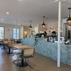Summit Coffee - Long Point - Seating area