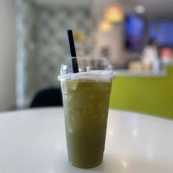 Jus Bar - Sugarcane + Coconut Juice