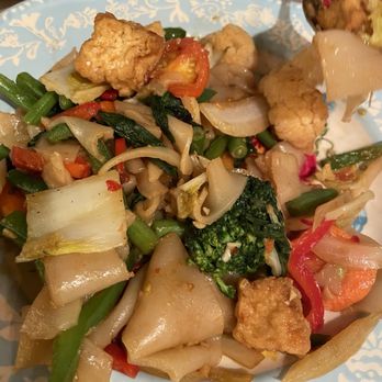 Sampannee Thai - Thai Near Me - Washington, DC, District of Columbia
