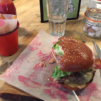 Bill's - Best hamburger in the world! - Modern European Near Me - London, XGL