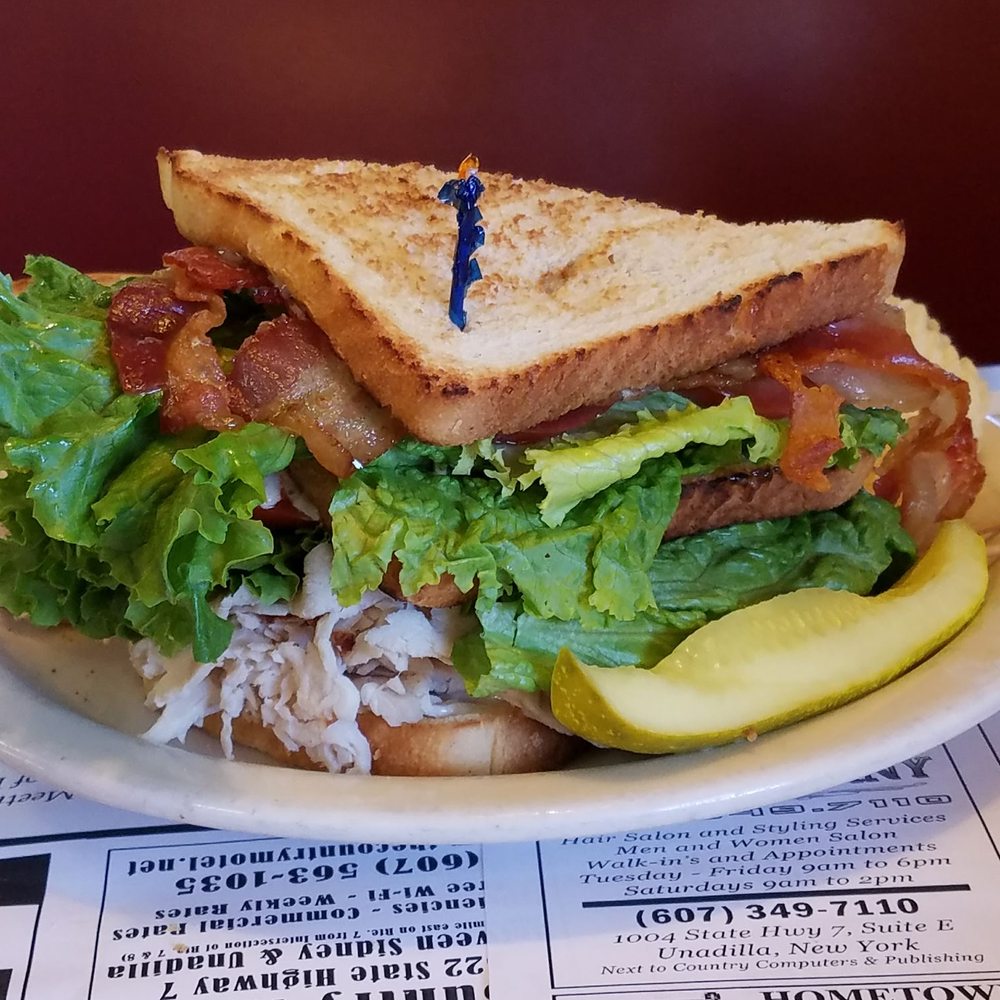 Bob's Diner - Diners Near Me - Bainbridge, New York