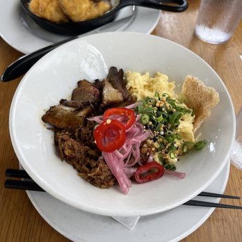Koko Head Cafe - Don Buri Chen - Breakfast & Brunch Near Me - Honolulu, Hawaii