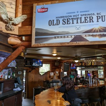 Old Settler Pub - the interior of the old settlers pub - Pubs Near Me - Harrison Hot Springs, British Columbia Old Settler Pub - the interior of the old settlers pub - Pubs Near Me - Harrison Hot Springs, British Columbia