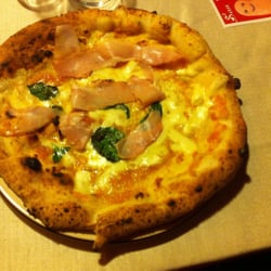 18 Archi - Donna Imma: vellutata di zucca, provola e pancetta