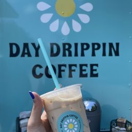 Iced vanilla latte