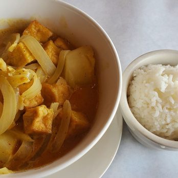 Nara Thai - Yellow curry - Thai Near Me - Houston, Texas Nara Thai - Yellow curry - Thai Near Me - Houston, Texas