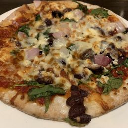 Mediterranean pizza