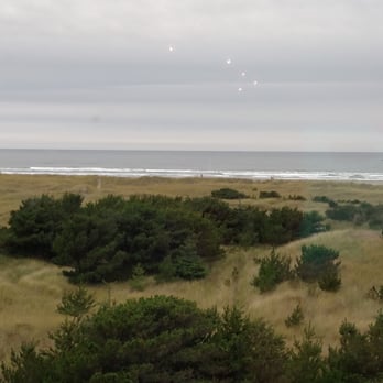 Pickled Fish Restaurant - Our lovely view of the beach & Pacific O from dinner~ - New American Near Me - Long Beach, Washington Pickled Fish Restaurant - Our lovely view of the beach & Pacific O from dinner~ - New American Near Me - Long Beach, Washington