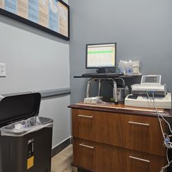 Yasharpour Farid, MD - Stress test room