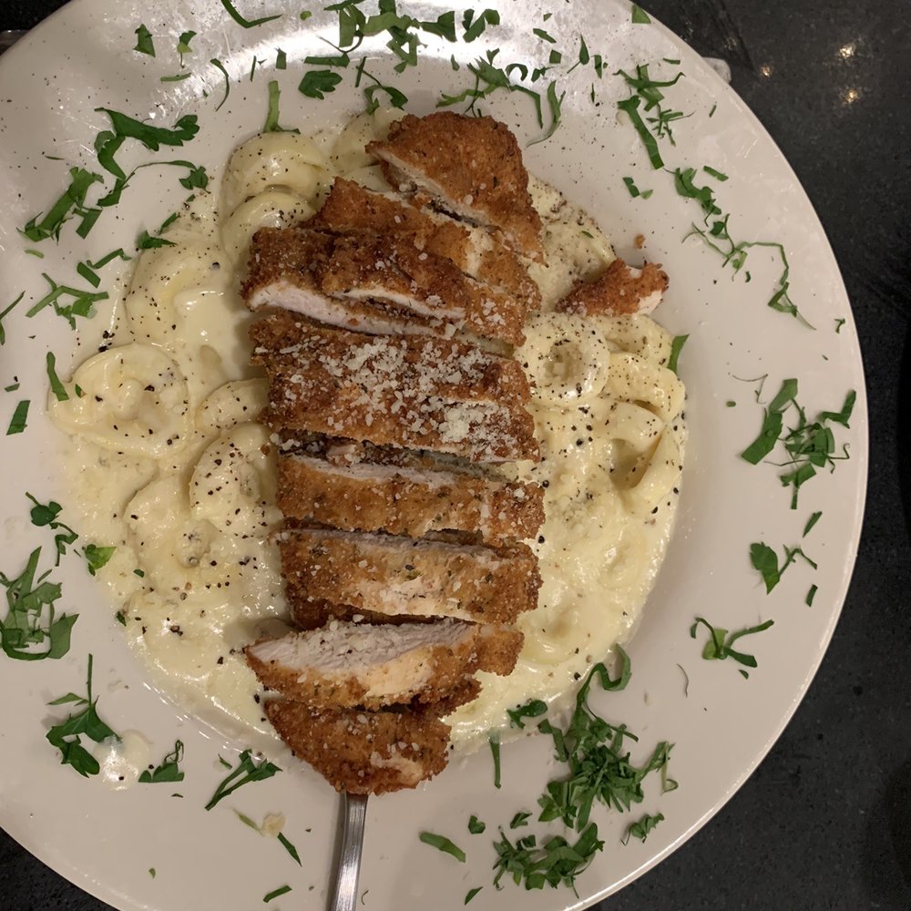 Anthony's Cheesecake - Tortellini Alfredo with crispy chicken - American Near Me - Bloomfield, New Jersey Anthony's Cheesecake - Tortellini Alfredo with crispy chicken - American Near Me - Bloomfield, New Jersey