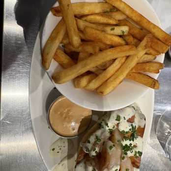 Slapfish - Shrimp Roll - Seafood Near Me - Fishers, Indiana Slapfish - Shrimp Roll - Seafood Near Me - Fishers, Indiana