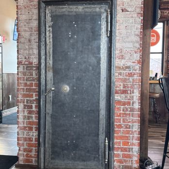 Valley Burger - safe door - Cocktail Bars Near Me - Eau Claire, Wisconsin Valley Burger - safe door - Cocktail Bars Near Me - Eau Claire, Wisconsin