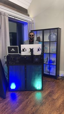 Cultural & Bollywood/Bhangra Events - “High‑energy mixes featuring Hindi, Bollywood, Bhangra, and English hits. Perfect for multicultural celebrations that keep the dance floor alive.” Cultural & Bollywood/Bhangra Events - “High‑energy mixes featuring Hindi, Bollywood, Bhangra, and English hits. Perfect for multicultural celebrations that keep the dance floor alive.”