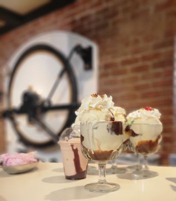 The Original Ghirardelli Chocolate & Ice Cream Shop by null