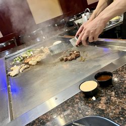 Mizu Japanese Sushi and Steakhouse