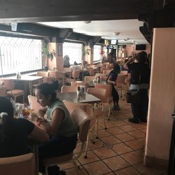 Napoles - Lunch time. An original family favorite